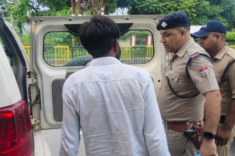 यातायात नियम तोड़ने वालों पर ऊधमसिंहनगर पुलिस का शिकंजा, 3,985 चालान और 134 वाहन सीज