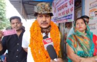 वार्ड 20 में पूर्व फौजी दयानंद शर्मा ने बढ़ाई चुनावी सरगर्मी, ढोल-नगाड़ों के साथ डोर-टू-डोर जनसंपर्क कर मांगे वोट