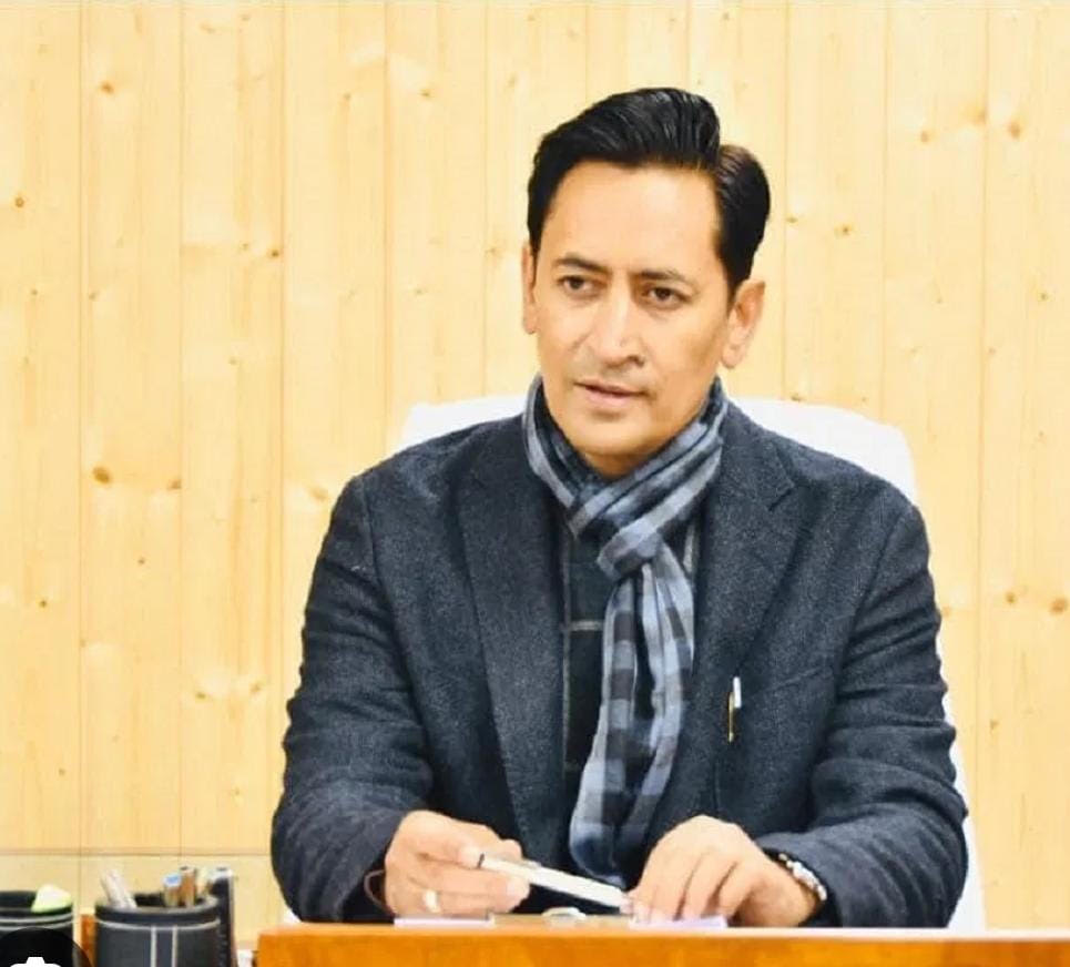 मंडलायुक्त दीपक रावत ने जिलाधिकारियों को दाखिल-खारिज, प्रमाण-पत्रों के निर्गमन में स्थलीय सत्यापन सुनिश्चित करने के दिये निर्देश