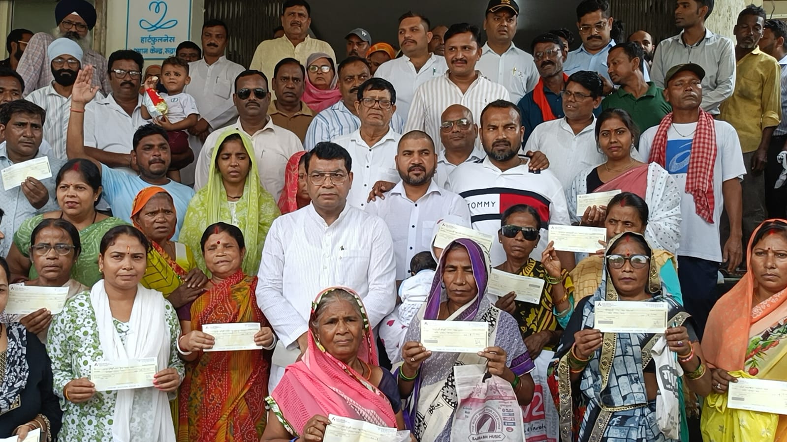 जनता दर्शन में उमड़ा जनसैलाब, शिव अरोरा ने सुनीं समस्याएं; 160 लाभार्थियों को 31 लाख की सहायता