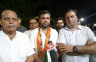 वार्ड 13 में भाजपा प्रत्याशी सौरभ अरोरा का डोर-टू-डोर जनसंपर्क, विकास के मुद्दे पर मांगा समर्थन