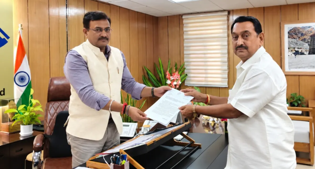 मधु यादव की मृत्यु प्रकरण में  विधायक बेहड़ ने मुख्य सचिव को पत्र प्रस्तुत कर उच्चस्तरीय जांच की मांग की