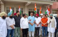 ओलावृष्टि से बर्बाद धान की फसल का पूर्व विधायक ठुकराल ने लिया जायजा