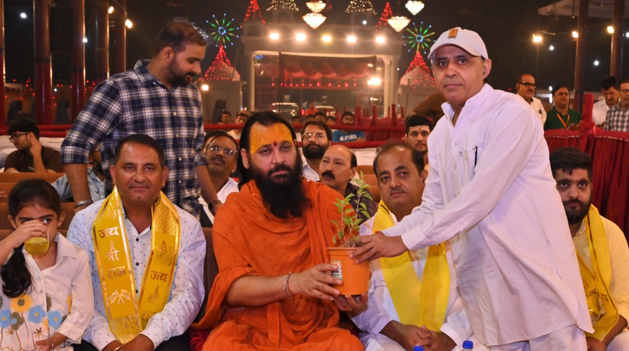 रुद्रपुर की प्राचीन बस स्टैंड रामलीला का भव्य शुभारंभ, पहले दिन हुआ नारद मोह का मंचन
