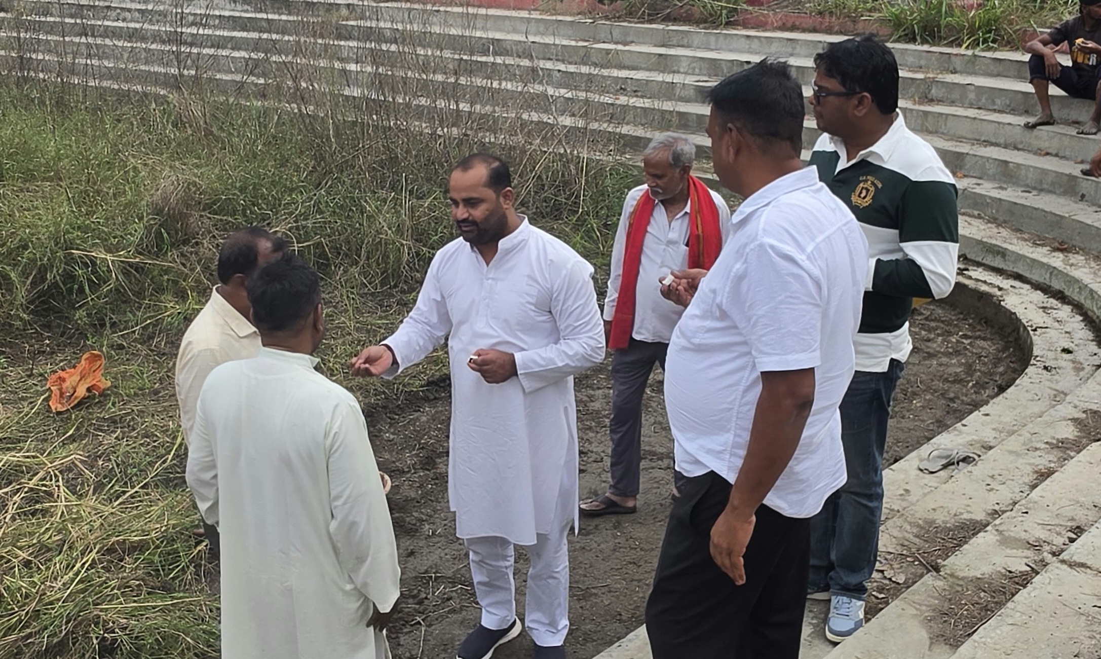 ग्राम आनंदपुर में छठ घाट के सौंदर्यीकरण कार्य का शिलान्यास, सांसद निधि से खर्च होंगे पांच लाख रुपये